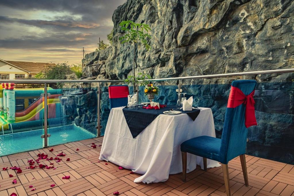 هتل پرایدین آزور وستلندز